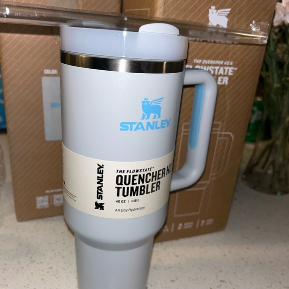 Stanley Quencher 2.0 40oz - Picture 1 of 2
